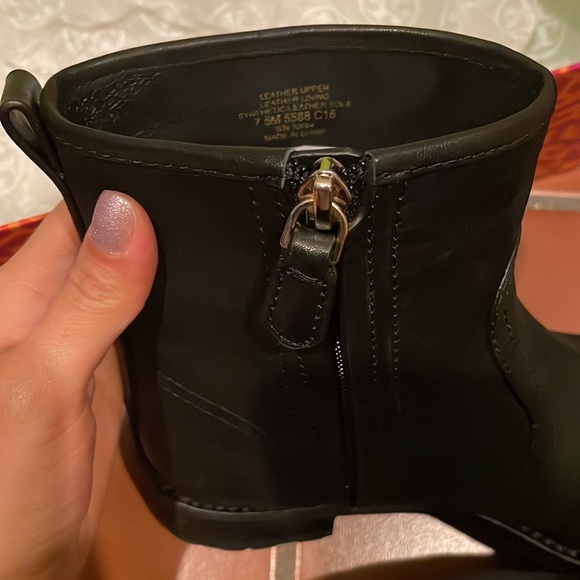 Tory Burch black Simone bootie - Picture 3 of 4